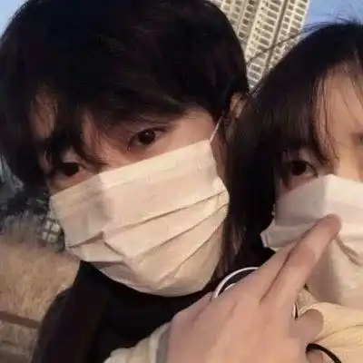 情侣头像偏爱忠诚细节例外才是心动的理由