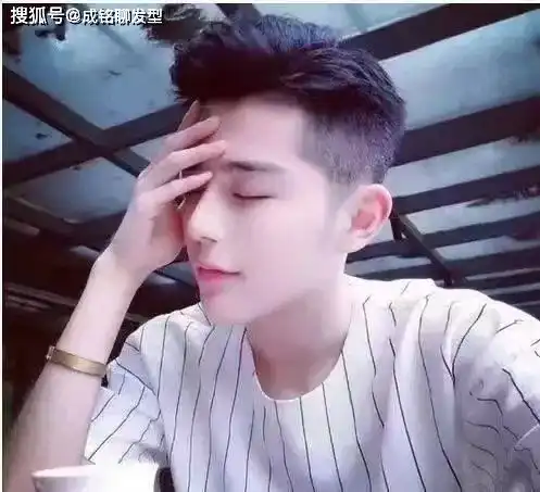 啥理发师都喜欢理两边剪短的发型有三个优点,建议了解下