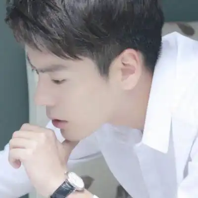 清新头像男真人文艺范2020好看的气质阳光男生头像