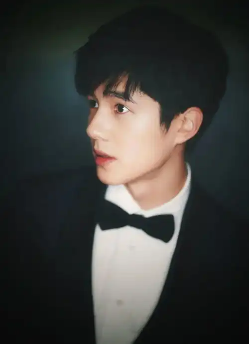 男明星寸头可以有多撩李现易烊千玺玄彬等,行走的荷尔蒙