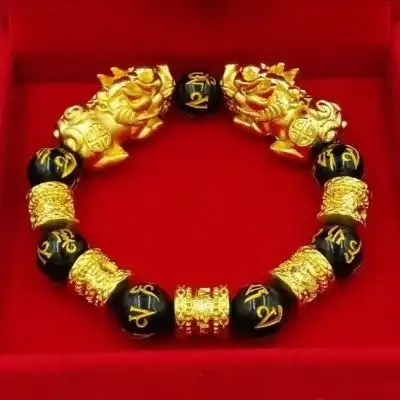 貔貅手链女招财转运手链男黑曜石六字真言辟邪手串仿沙金情侣手环