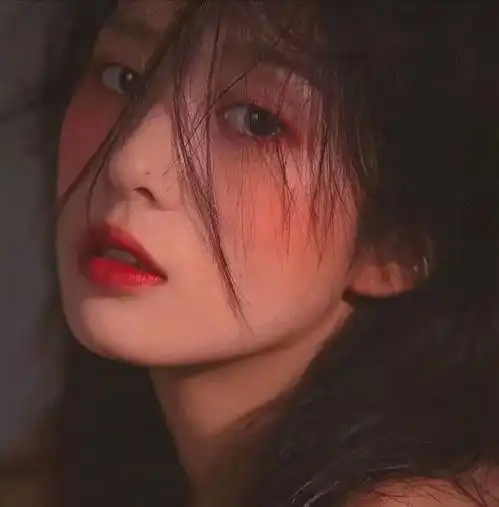 女生头像但有好酒明月,此身永是少年