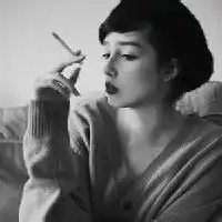 社会抽烟头像社会纹身抽烟女头像