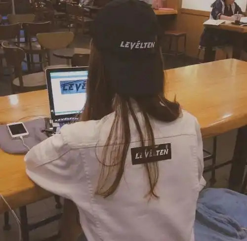 后来我们都很好没有问候没有打扰