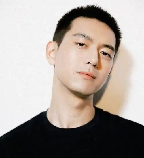 寸头是检验男生颜值的唯一标准