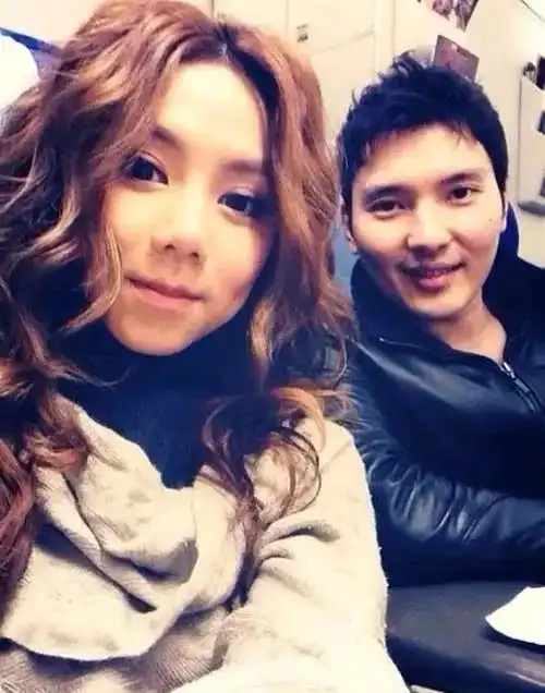 巨肺天后邓紫棋与林宥嘉爱恨纠缠,爆出对方五宗罪