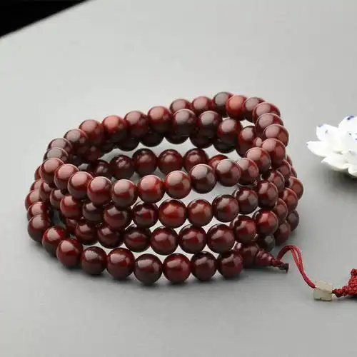 成熟男人都喜欢戴手串,超级有男人味,关键是还越来越值钱