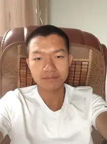 这小伙面相如何适合做男朋友吗以后他有没有钱啊