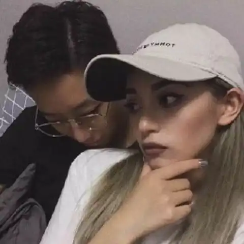 情侣头像那时候时间很慢,慢到只能用一生去爱一个人