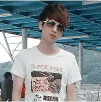 一左一右非主流妖娆情侣头像