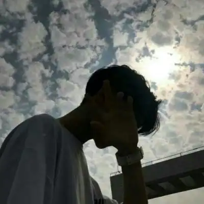 lt男头你先是把我捧上天最后男生头像我要个性网
