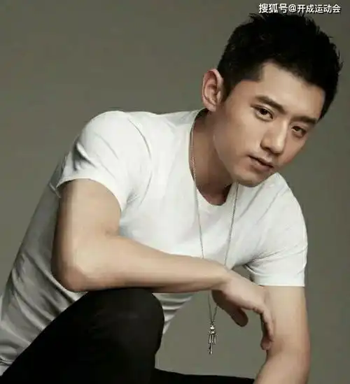 实锤了国乒张继科和张蕊一起看电影,一同回家,举止亲密像同居