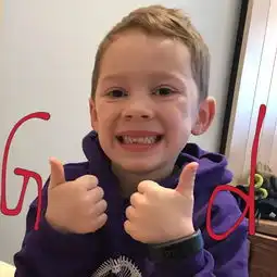 军训丨浸湿的迷彩,坚韧的青春