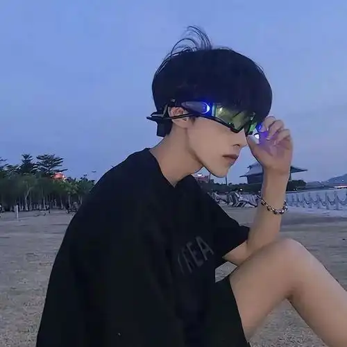 分享一些好看的男女头像