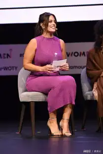 超模阿什利格雷汉姆出席活动,她有些微胖,但五官却非常精致