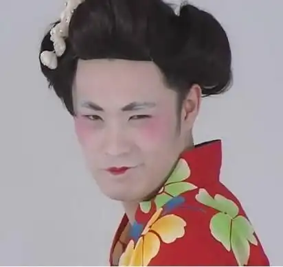 娱乐圈男扮女装的明星,第三张好美,最后三个辣眼睛