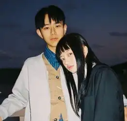 女生真正对你动心了,那绝对逃不过这3个小动作,准到离谱