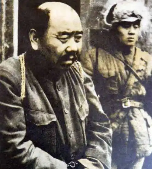 东北一土匪被活捉,行刑前求饶我当过抗联军长,打死过日本大佐