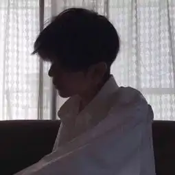 头像想待在喜欢的人身边是理所当然的啊