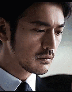 不仅女明星有氛围美女,在男明星中也有氛围男神