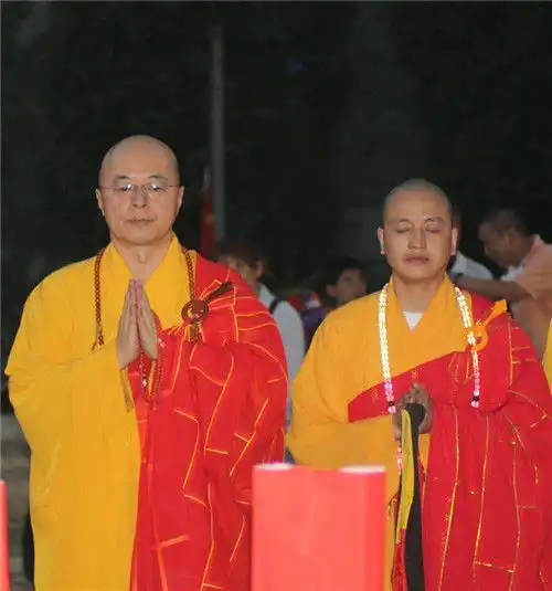 当年放弃家里亿万财产,为了修行当和尚28年的男子,他后来怎样了