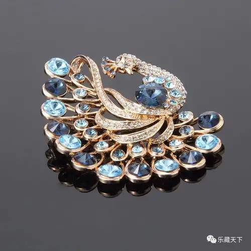 有了它,男的成熟,女的优雅,你知道如何正确佩戴吗