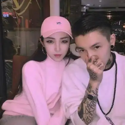 qq头像情侣版,qq头像情侣版小清新两人一张