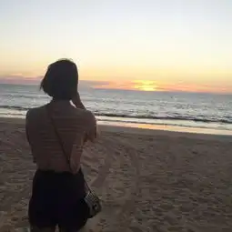 女生头像丨爱一个人太累我决定爱十个