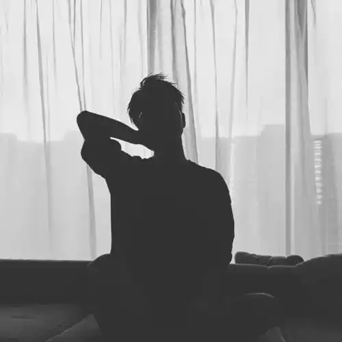 男生头像好晒