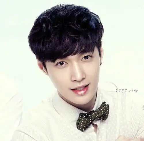 张艺兴新专辑用56天时间登上了qq音乐总榜第一