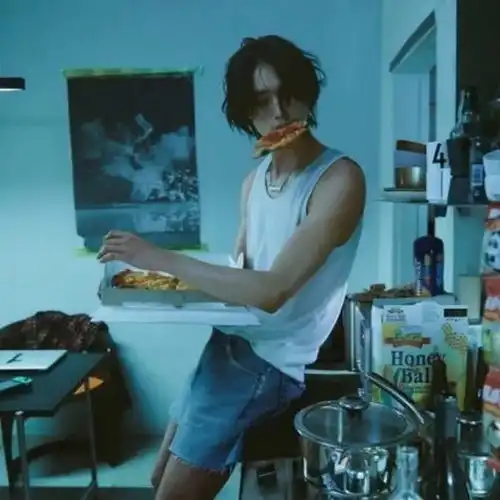 有没有高级好看的微信男生头像