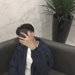 超帅气ins男生头像昨天很爱你,今天不爱了,明天看心情