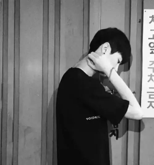 我还是很喜欢你,只是从浓烈变成悄然无息