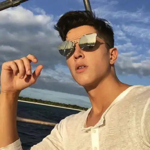 头像你是生活扑面而来的善意