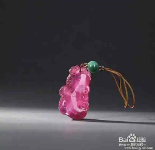 墨绿碧玺吊坠墨绿碧玺吊坠值钱吗图片