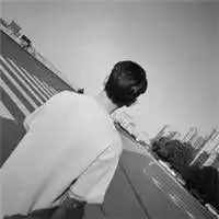 你身边的人曾经是我