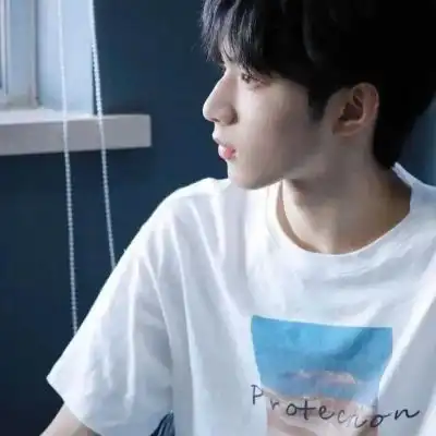 最新版男生头像很成熟的又很个性是我的爱太小声还是你假装听不见