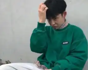 2018男生个性网名成熟稳重大全如果不忘记留着给谁看