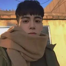 经典的qq男生帅气皮肤图片少年不再年少