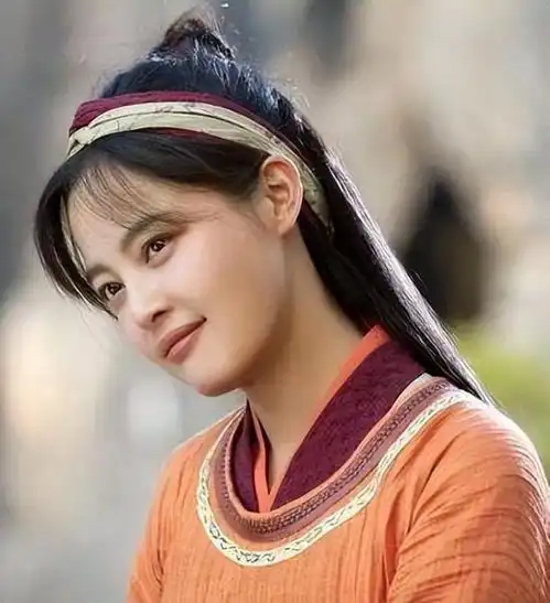 女演员长相多重要庆余年两季海棠朵朵33岁和38岁,差距明显