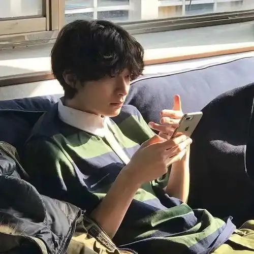 男生头像一起吹吹风