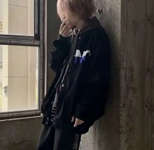 男生头像刚好那晚我心情不好刚好那晚你睡得很早