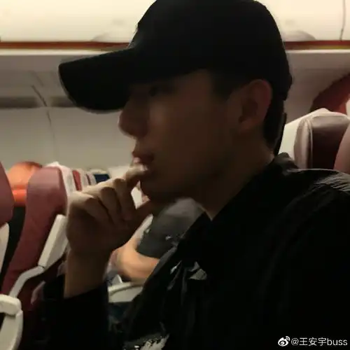 我被这男的蛊到了