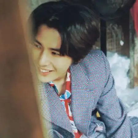 唯美意境伤感男生头像生活就是生的不尽人意