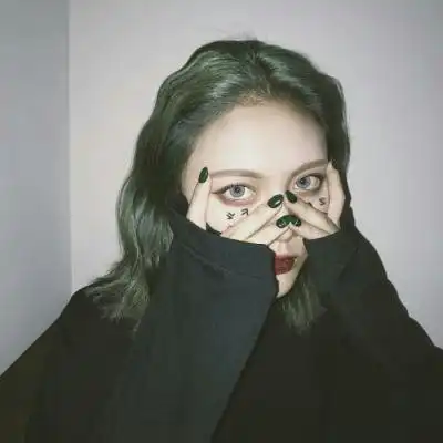 高情商的女生,身上独有这4样东西是不会轻易给男生的