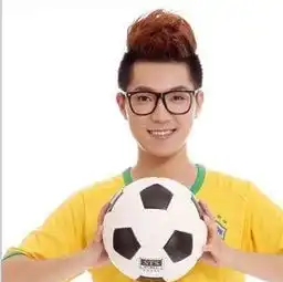 男生头型中间凸起,剪什么发型好看