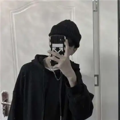 qq头像男生伤感,时光不及你眉梢真的老了