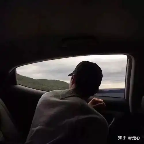 qq头像背影传说仙人星空帅符合江湖传说这个qq名的头像