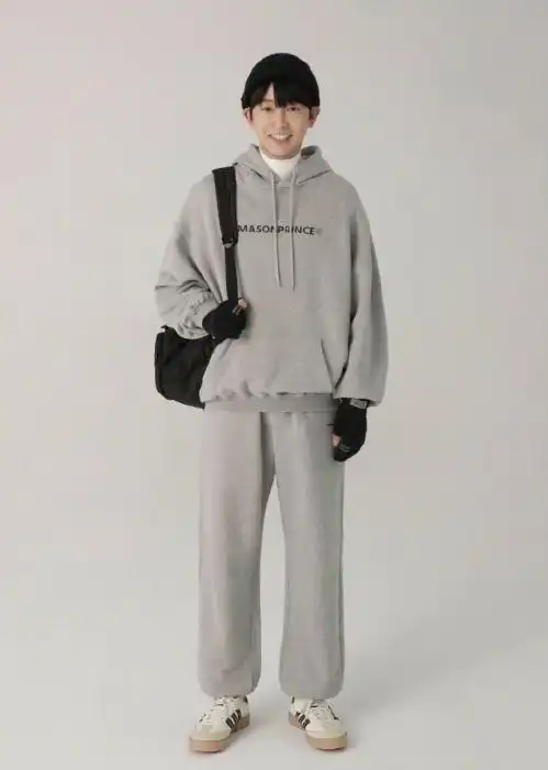 好看的人都是胖着玩彭昱畅一瘦就变帅,像日漫中走出来的少年