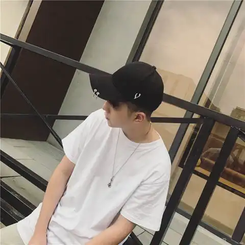 帽子男夏季鸭舌帽男字母带铁环潮流个性女生黑色学生棒球帽男韩版